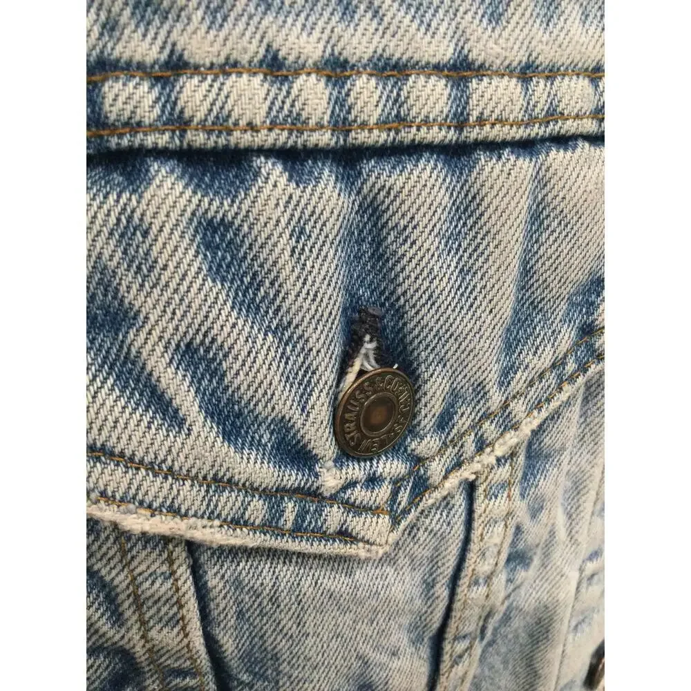 Vtg Levi’s trucker jean jacket men M thrashed USA gorpcore emo punk Western rock - Picture 7 of 16